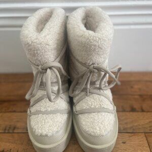 H&M boots, size 8, Cream color